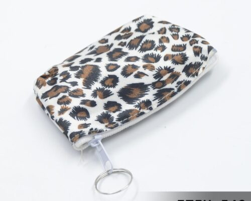 A121 – MONEDERO RECTANGULAR CON ESTAMPADO ANIMAL PRINT