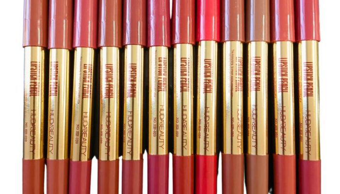 A3117 – PACK DELINEADOR LABIOS EN CREMA HUDA